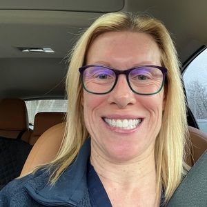 Meet your Posher, Cindybeth